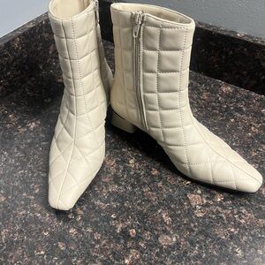 Women’s boots